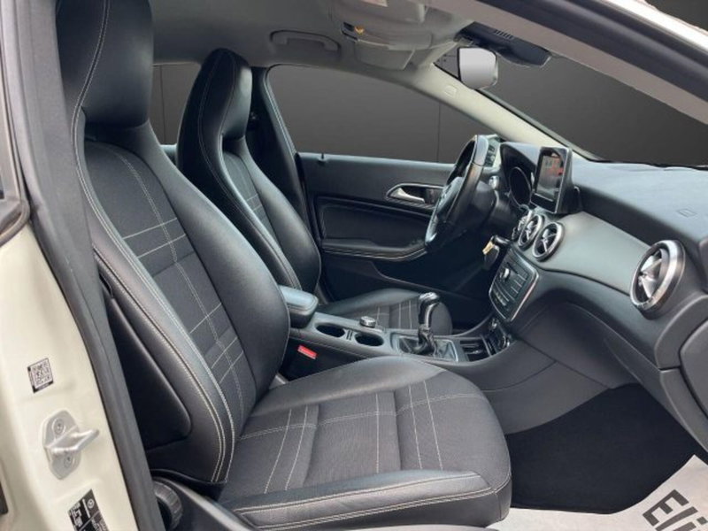 Mercedes-Benz CLA Shooting Brake usata a Novara (10)