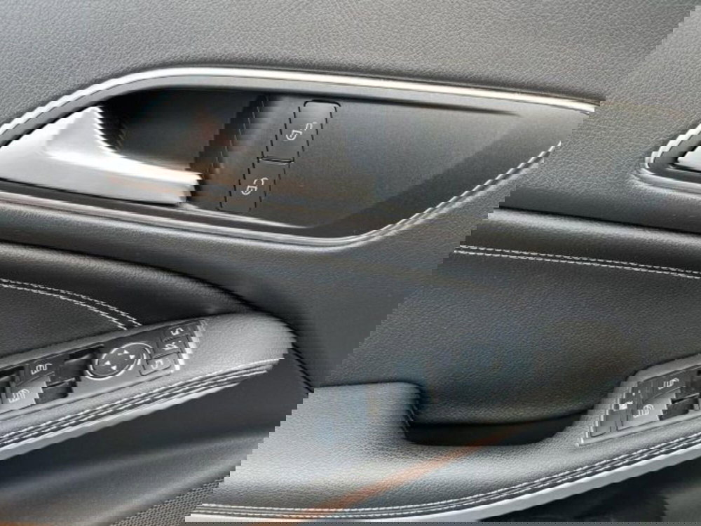 Mercedes-Benz CLA Shooting Brake usata a Novara (12)