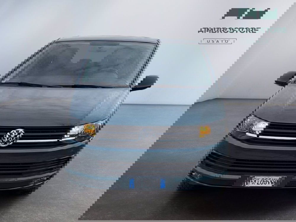 Volkswagen Multivan usata a Milano (2)