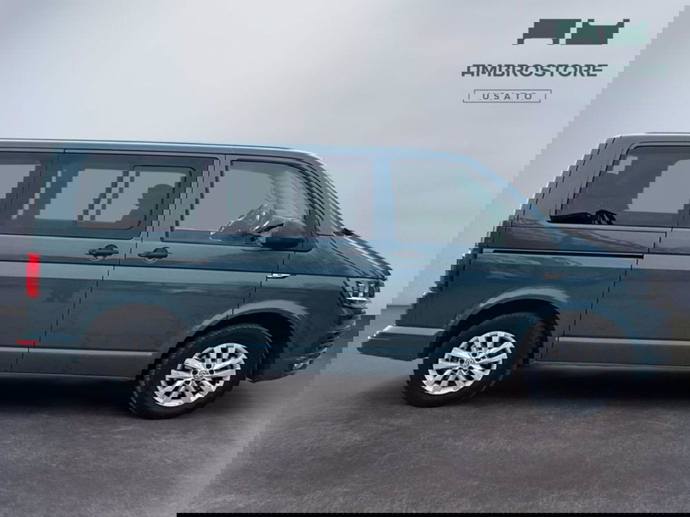 Volkswagen Multivan usata a Milano (4)