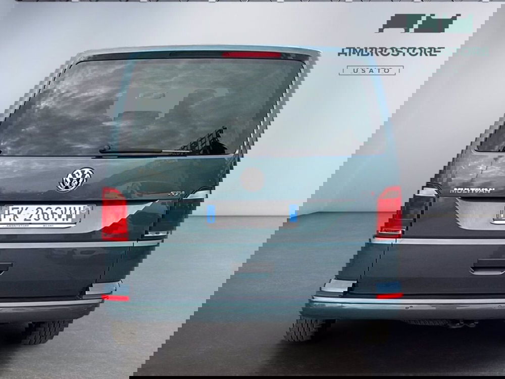 Volkswagen Multivan usata a Milano (6)