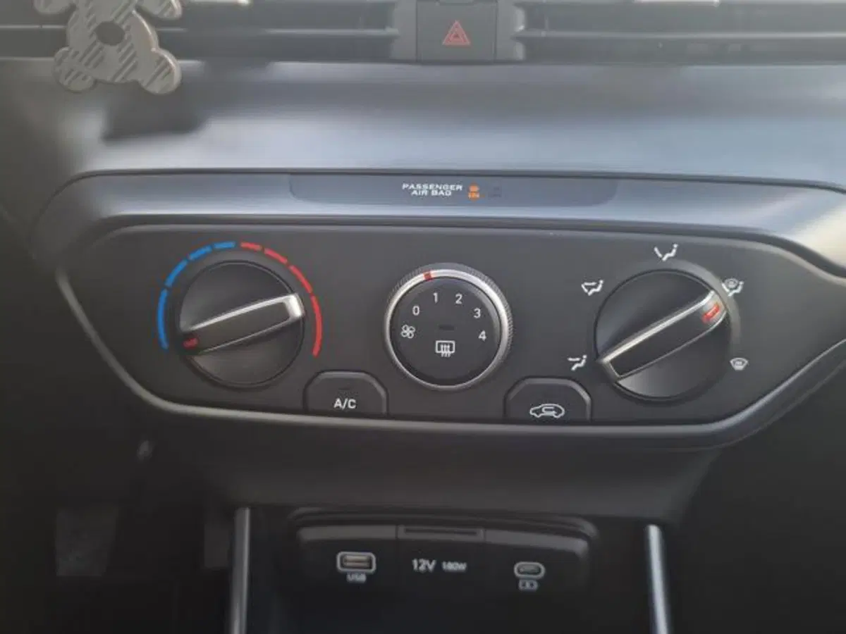Hyundai i20 usata a Salerno (18)