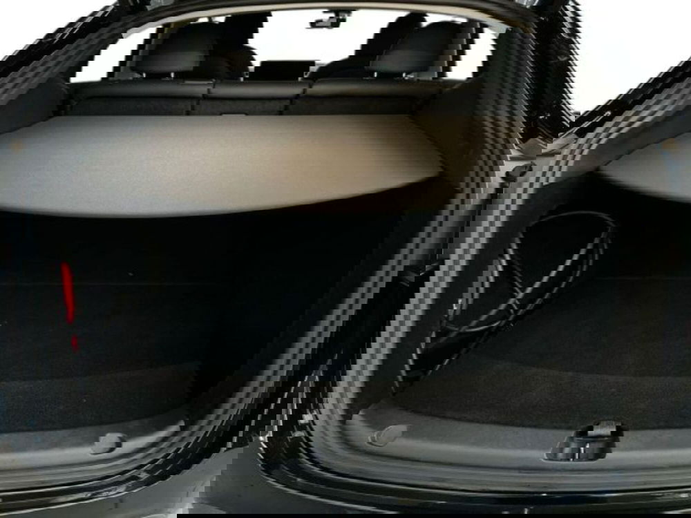 Tesla Model Y usata a Verona (13)