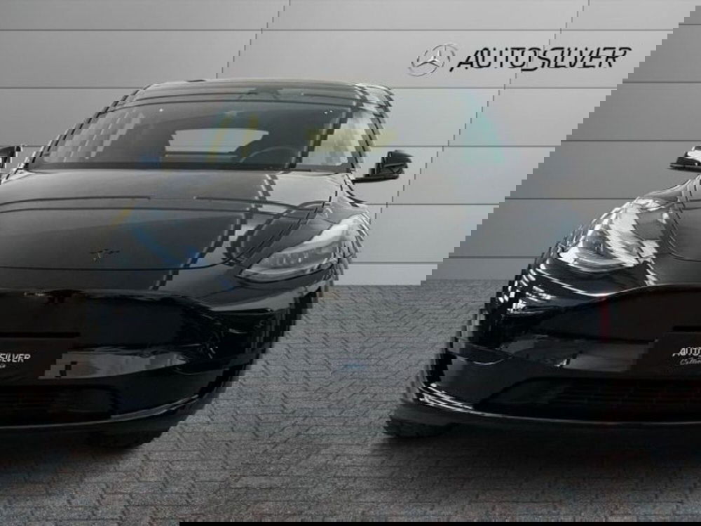 Tesla Model Y usata a Verona (3)