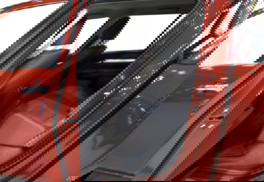 Toyota Hilux nuova a Teramo (9)