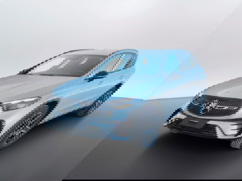 Mercedes-Benz GLC SUV nuova a Teramo