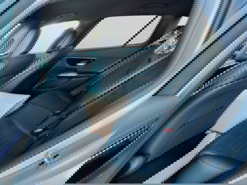 Mercedes-Benz GLC SUV nuova a Teramo (10)