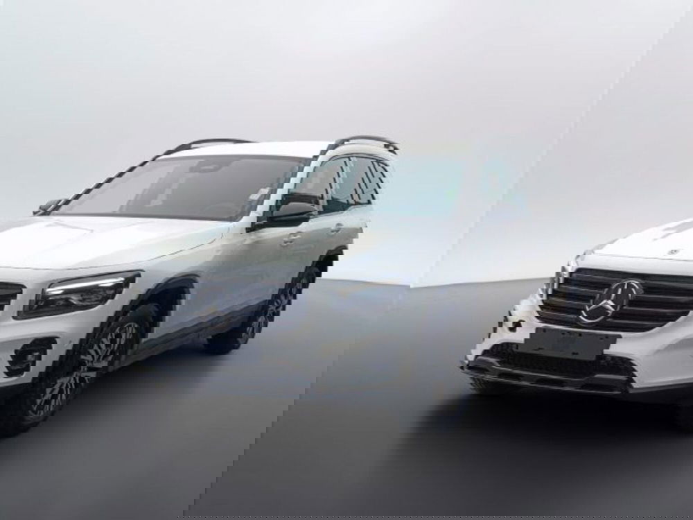 Mercedes-Benz GLB nuova a Teramo