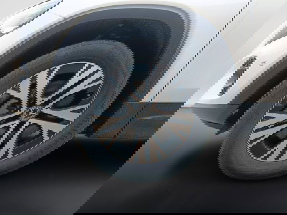 Mercedes-Benz GLB nuova a Teramo (14)