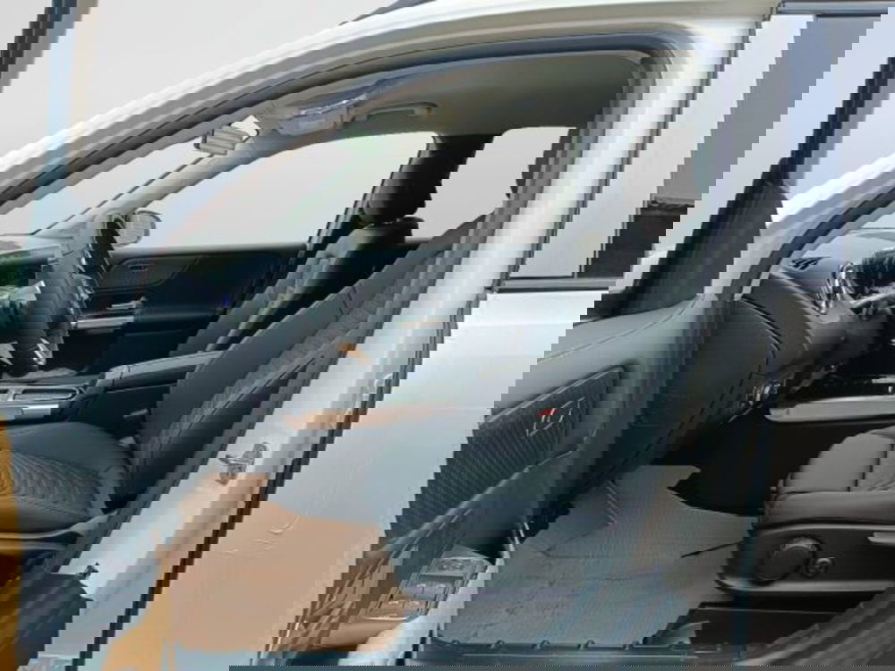 Mercedes-Benz GLB nuova a Teramo (8)