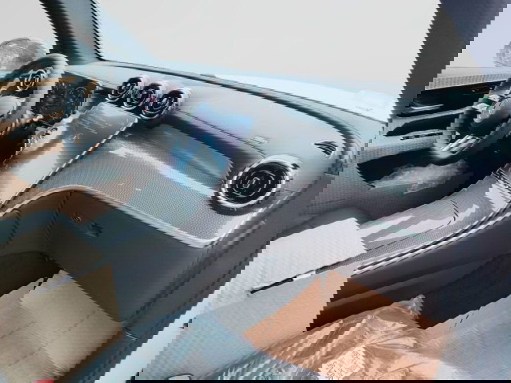 Mercedes-Benz GLC SUV nuova a Teramo (10)