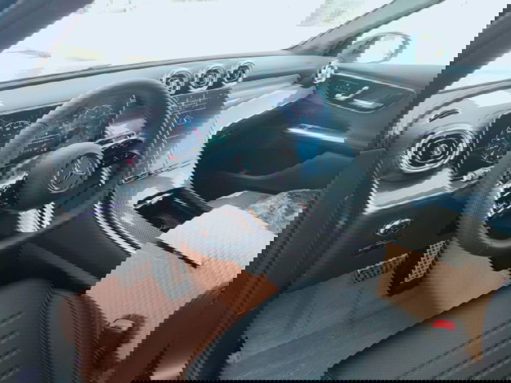 Mercedes-Benz GLC SUV nuova a Teramo (11)