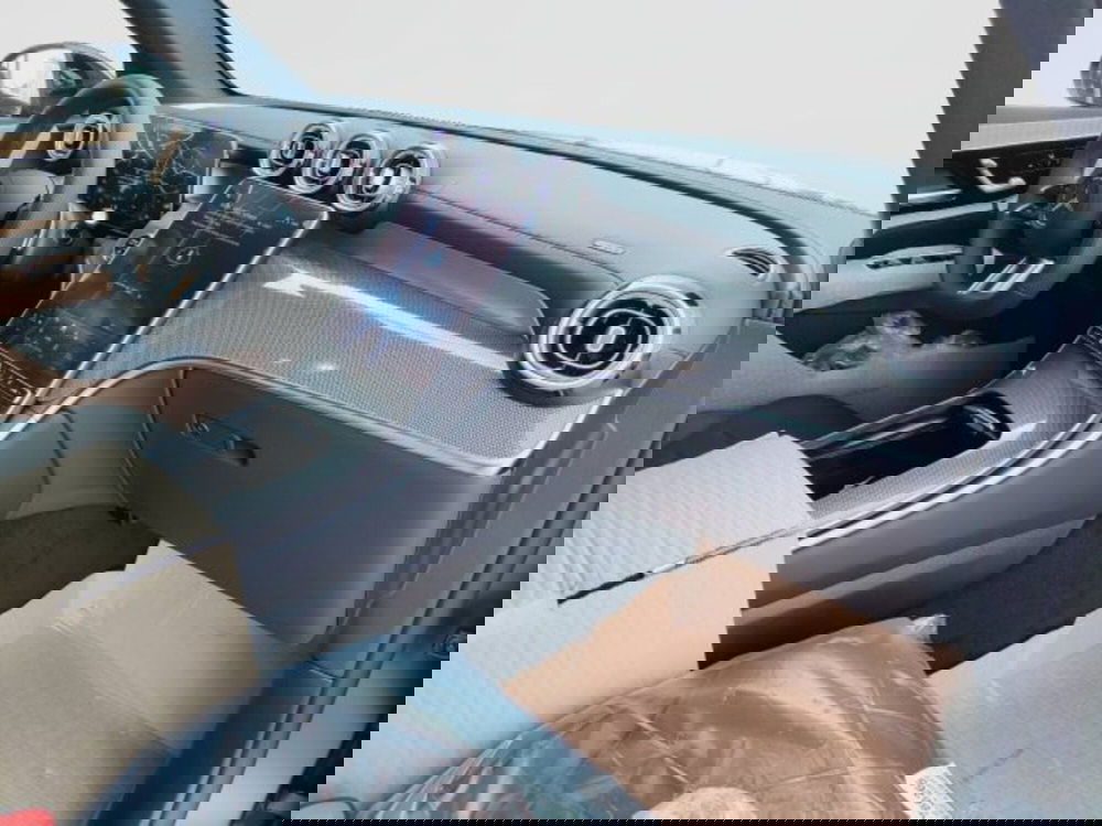 Mercedes-Benz GLC SUV nuova a Teramo (9)