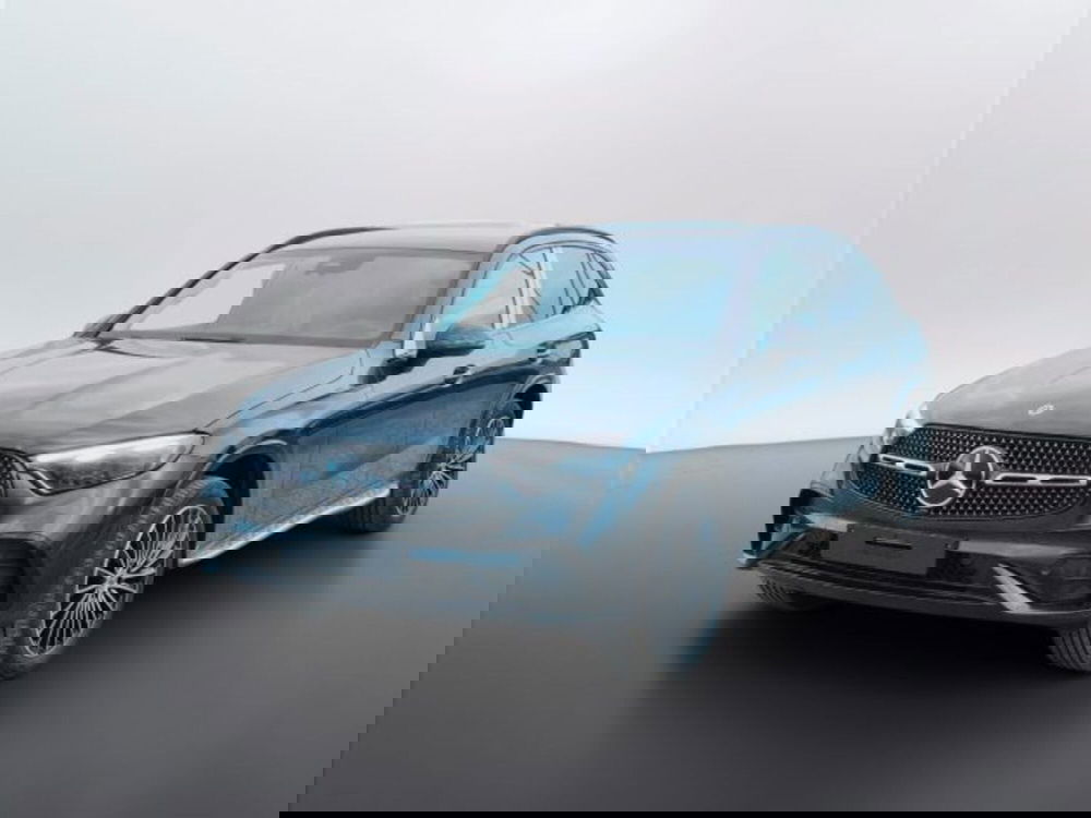 Mercedes-Benz GLC SUV nuova a Teramo