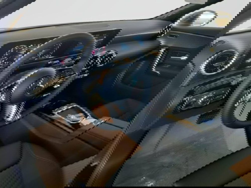 Mercedes-Benz Classe A nuova a Teramo (11)