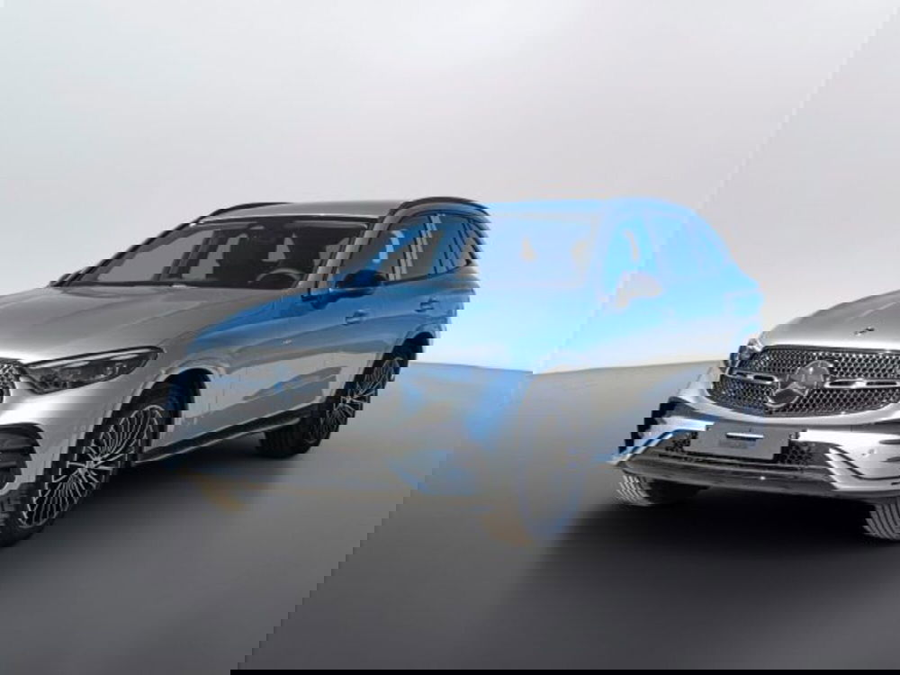 Mercedes-Benz GLC SUV nuova a Teramo