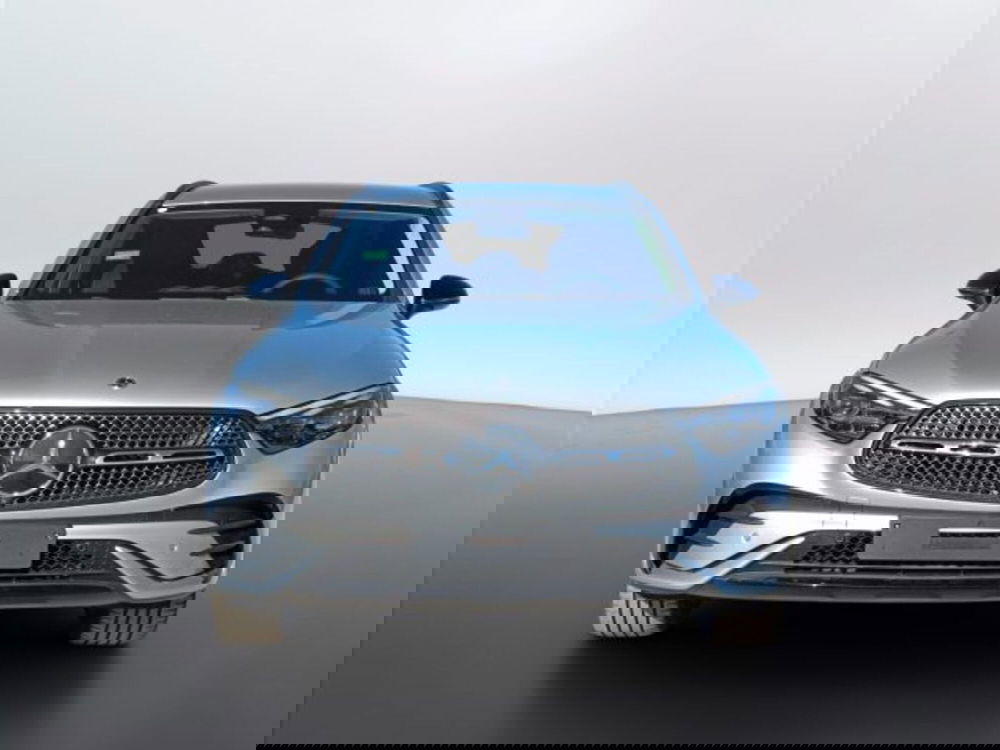 Mercedes-Benz GLC SUV nuova a Teramo (2)