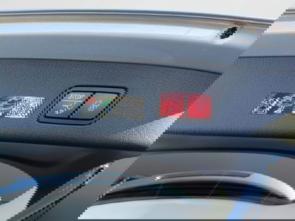 Mercedes-Benz GLC SUV nuova a Teramo (13)