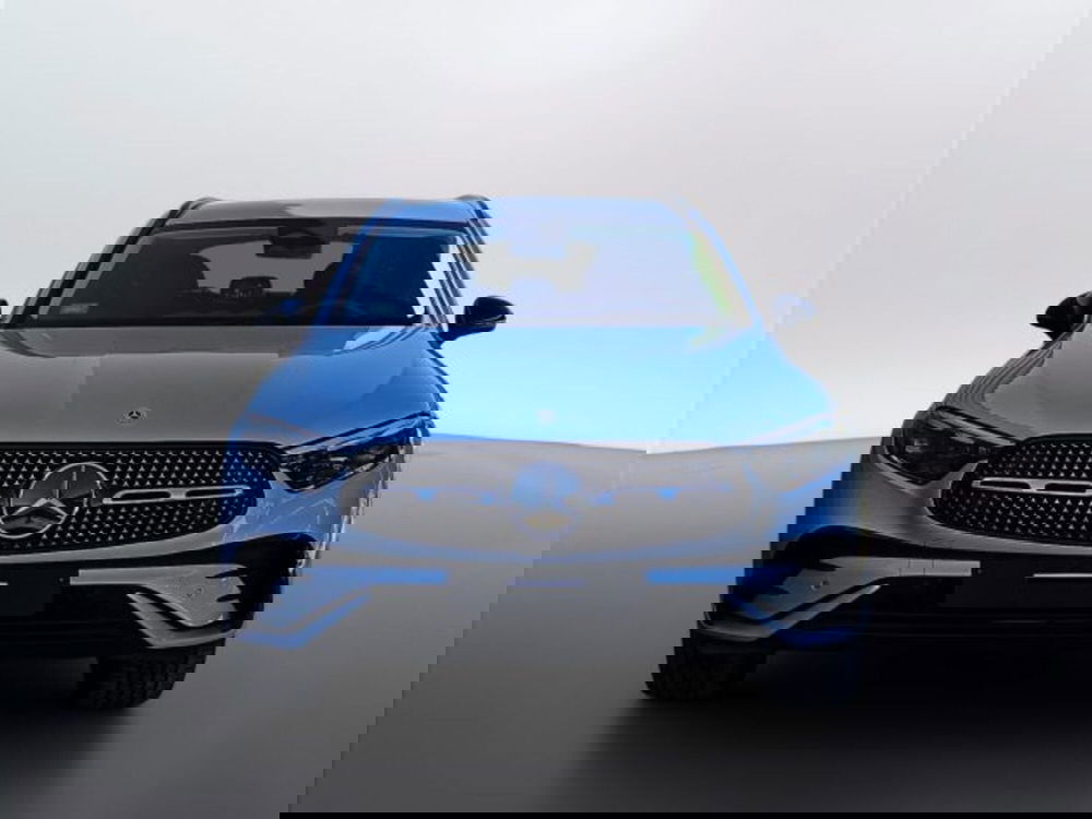 Mercedes-Benz GLC SUV nuova a Teramo (2)