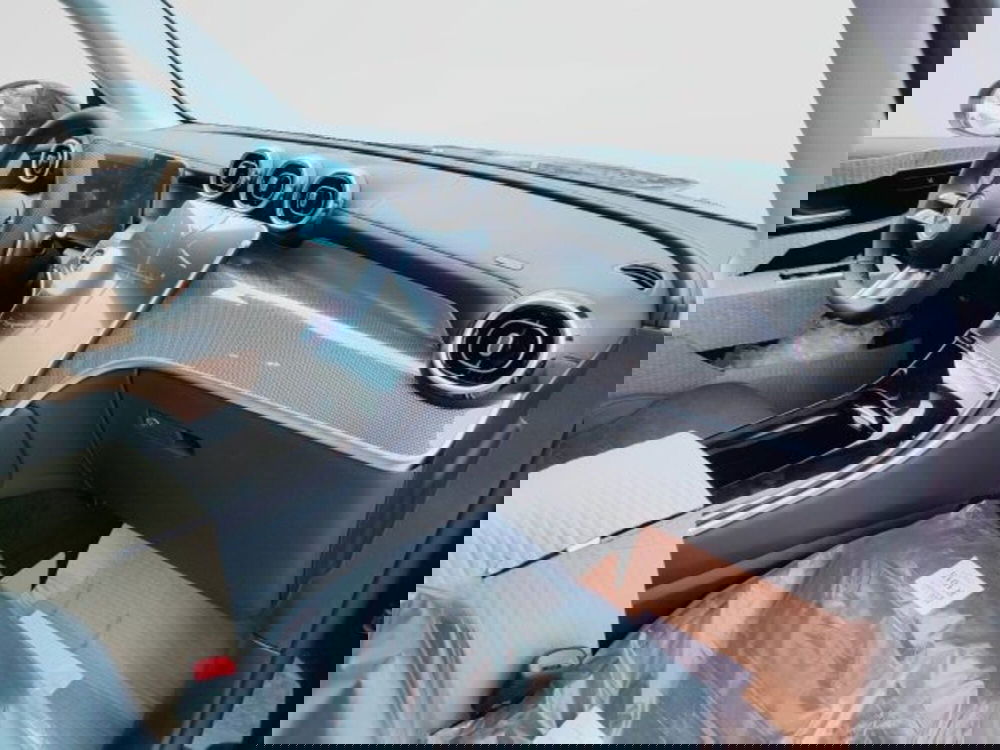 Mercedes-Benz GLC SUV nuova a Teramo (9)