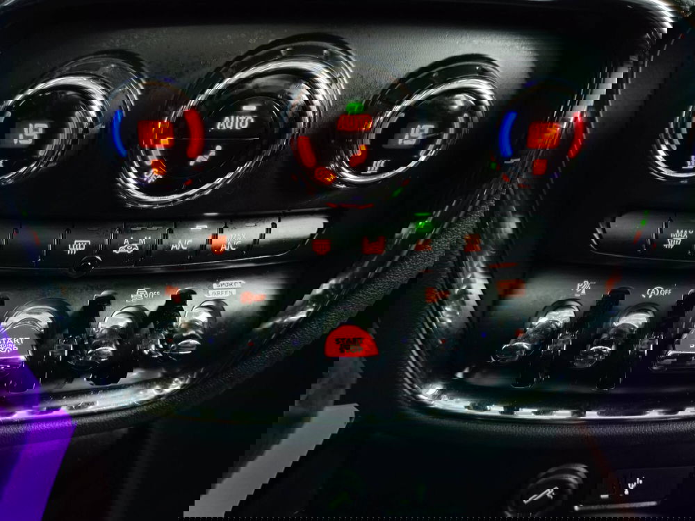 MINI Mini Clubman usata a Ascoli Piceno (14)