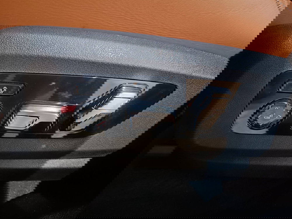 BMW X6 nuova a Ascoli Piceno (14)