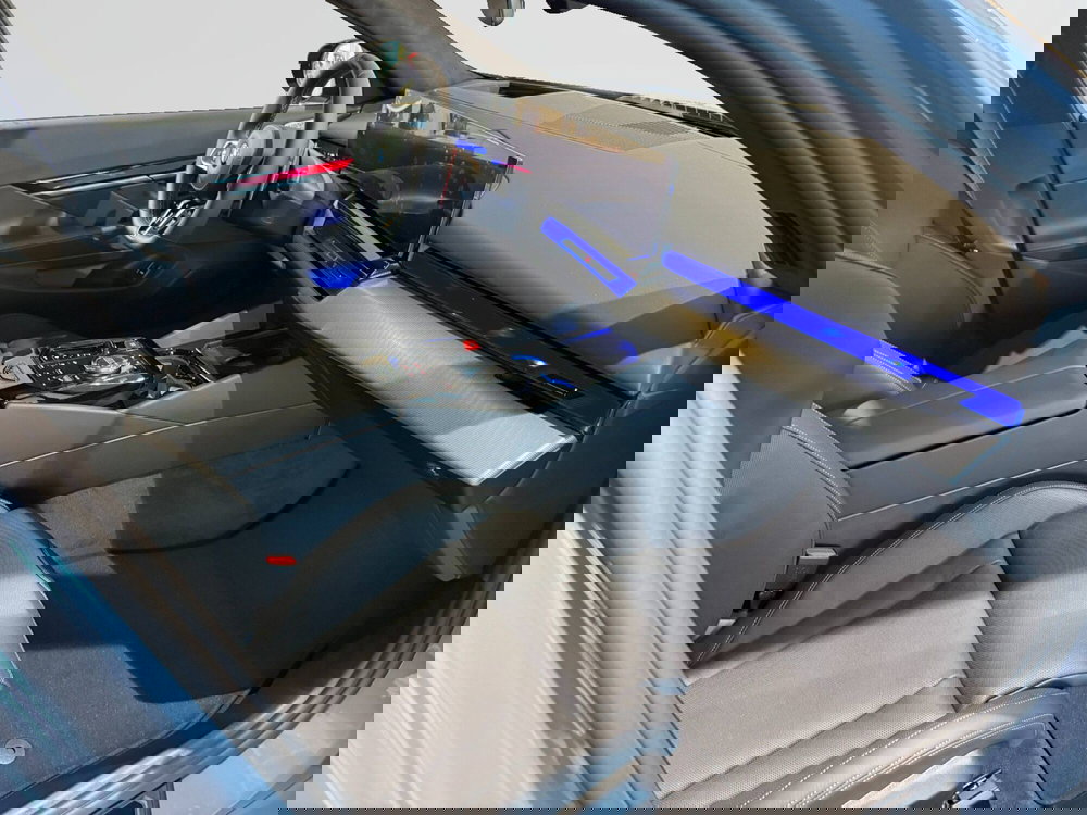 BMW Serie 5 Touring nuova a Ascoli Piceno (17)