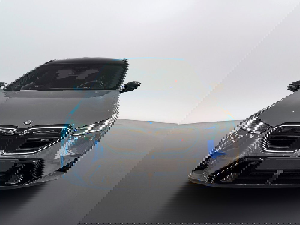 BMW Serie 5 Touring nuova a Ascoli Piceno (2)