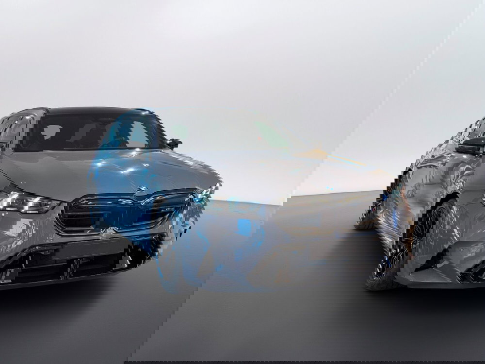 BMW Serie 5 Touring nuova a Ascoli Piceno (3)