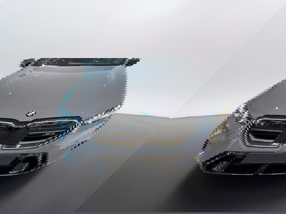 BMW Serie 5 Touring nuova a Ascoli Piceno (8)