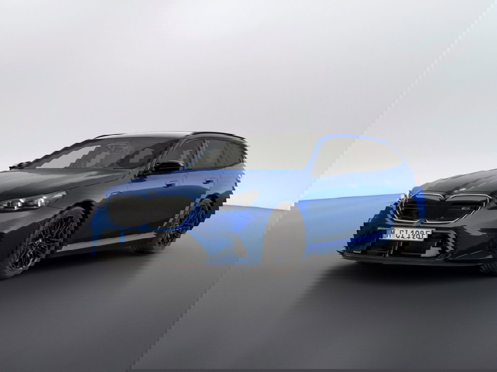 BMW Serie 5 Touring nuova a Ascoli Piceno (4)