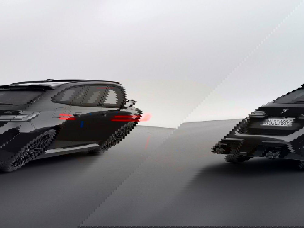 BMW Serie 5 Touring nuova a Ascoli Piceno (3)