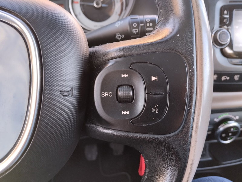 Fiat 500L usata a Asti (10)