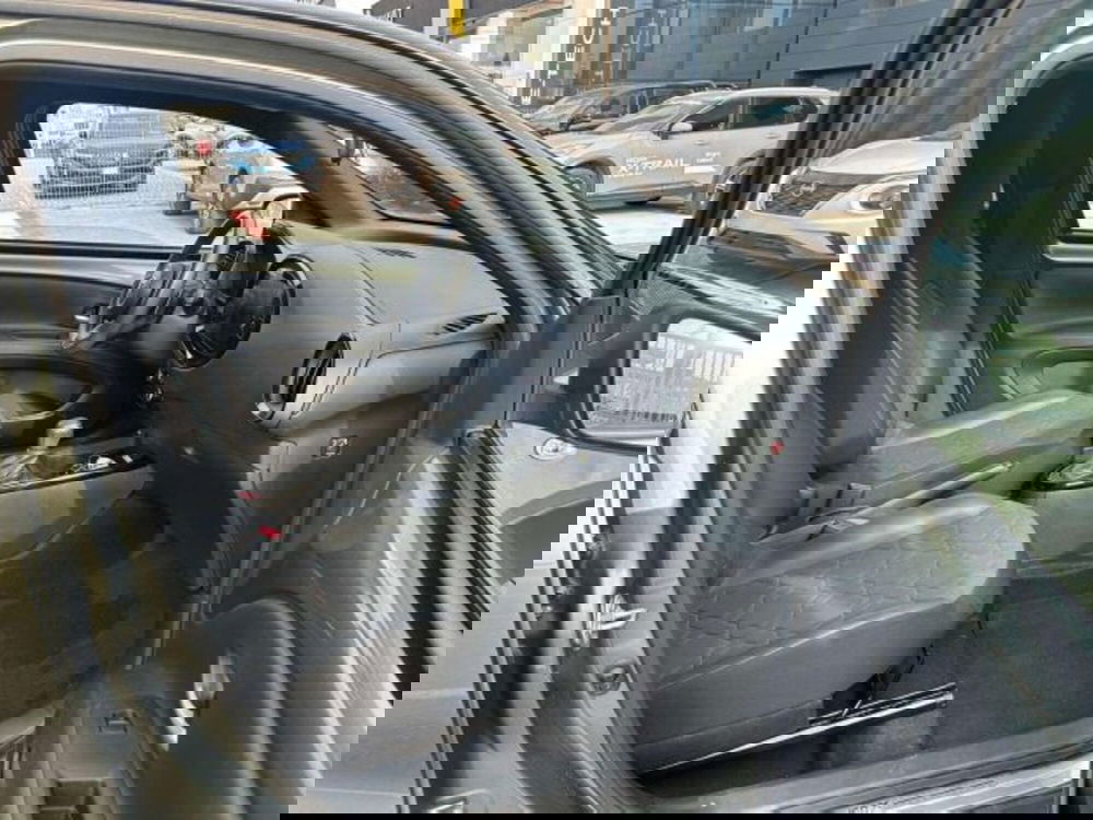 Toyota Aygo X usata a Firenze (17)