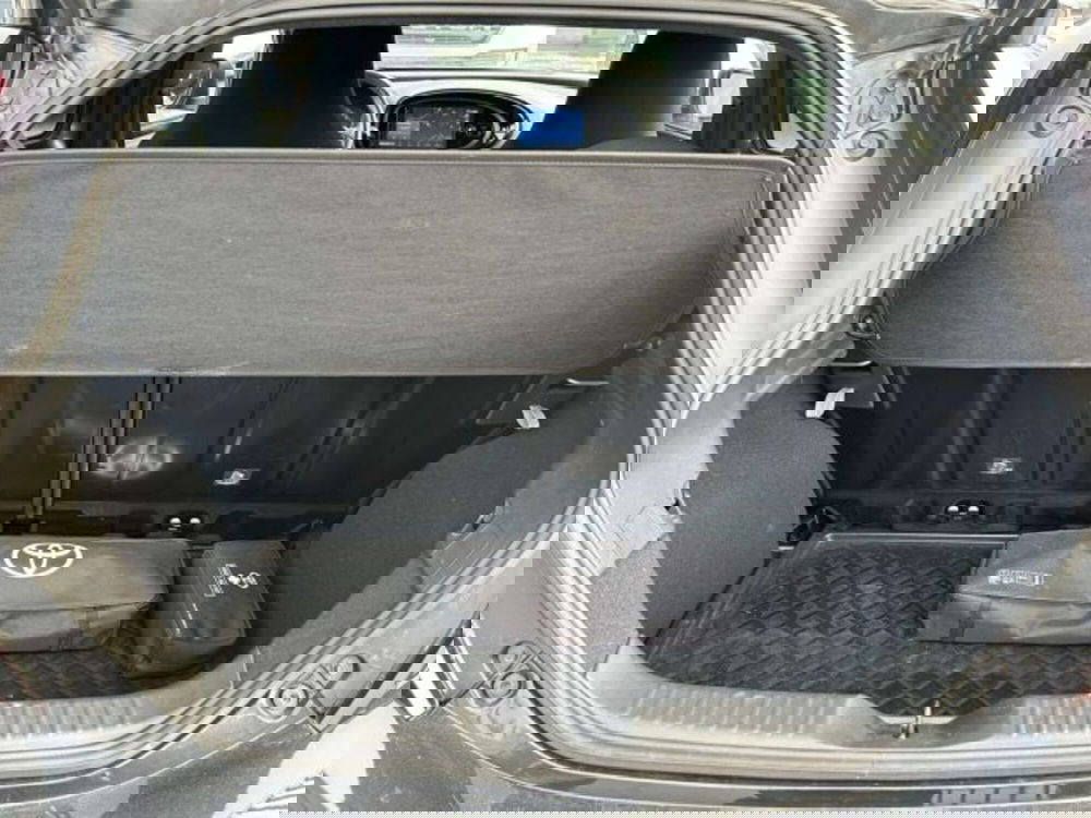 Toyota Aygo X usata a Firenze (7)