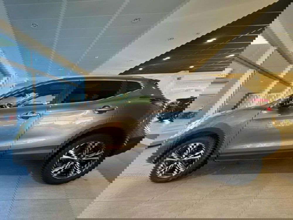 Nissan Qashqai nuova a Sassari (8)