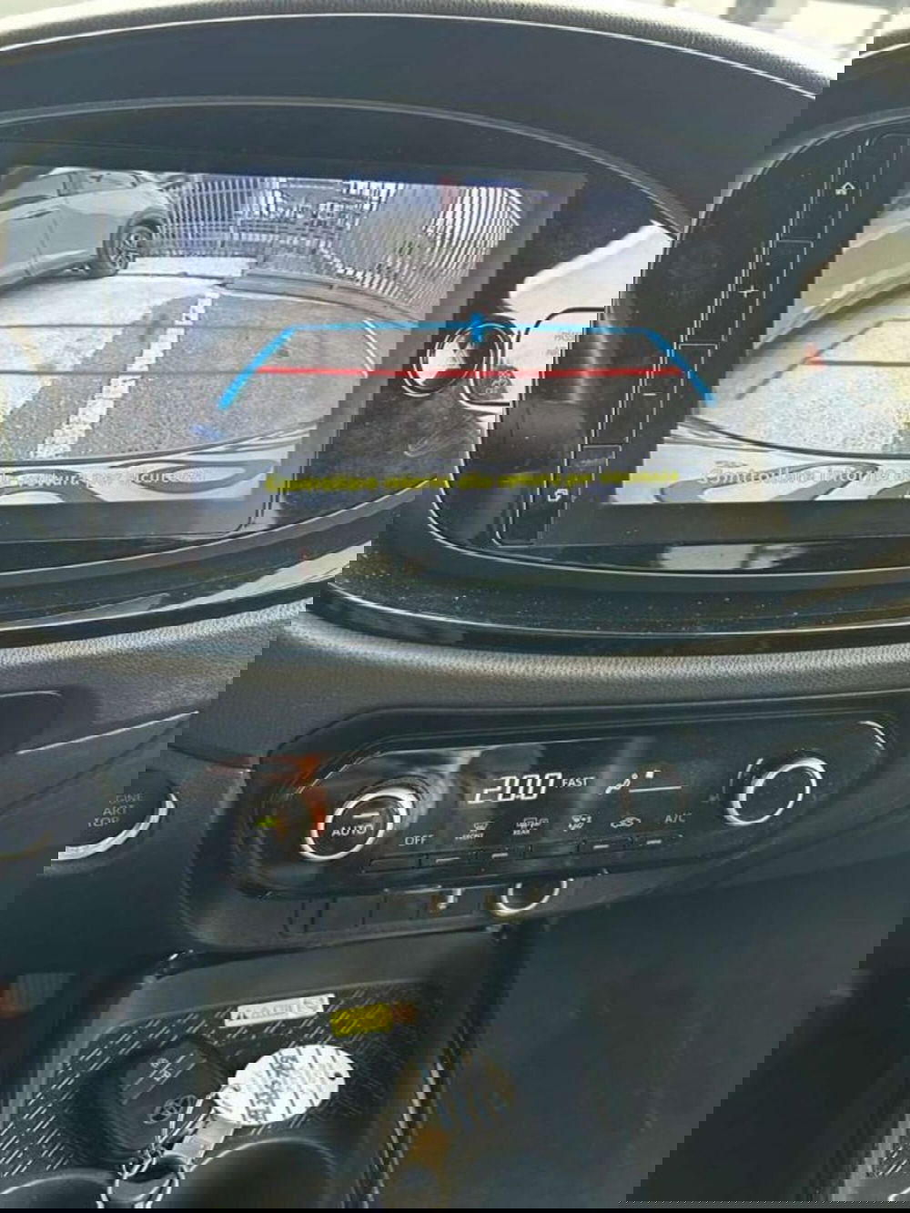 Toyota Aygo X usata a Firenze (15)