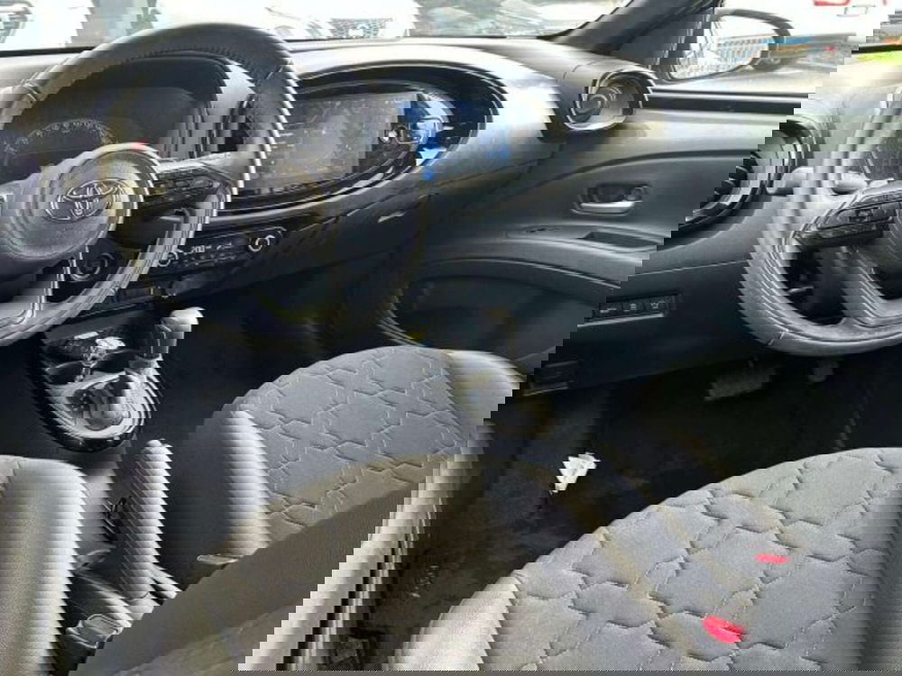 Toyota Aygo X usata a Firenze (16)