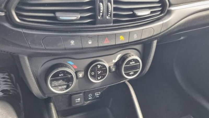 Fiat Tipo Station Wagon usata a Savona (6)