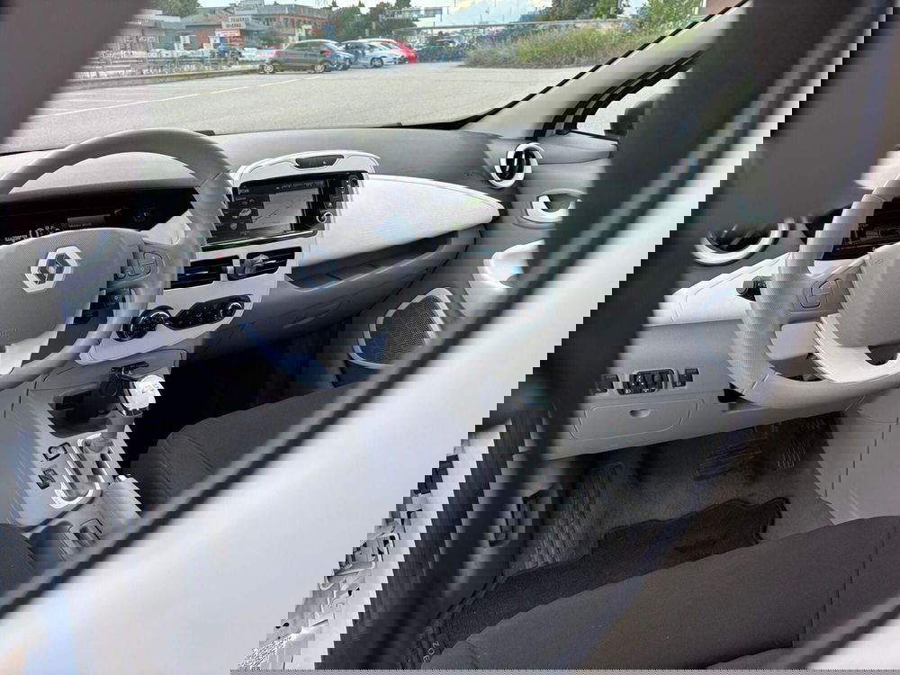 Renault Zoe usata a Pavia (10)