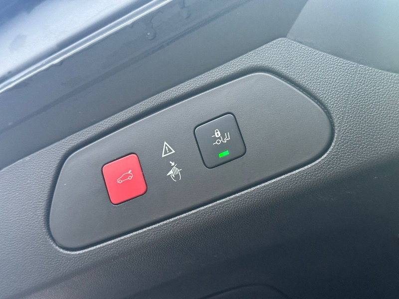 Opel Grandland X usata a Pavia (11)