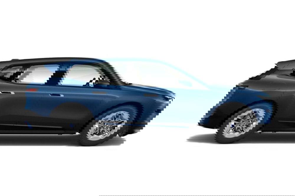 BMW iX nuova a Torino (3)