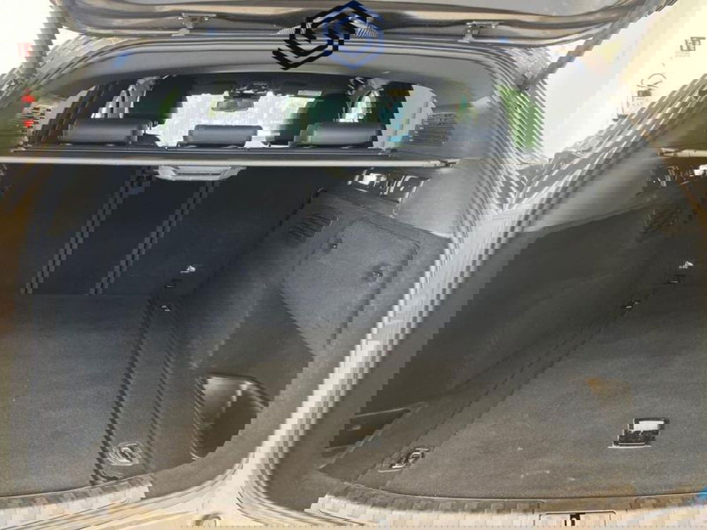 Alfa Romeo Stelvio usata a Cagliari (8)