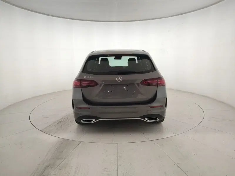 Mercedes-Benz Classe B nuova  (3)