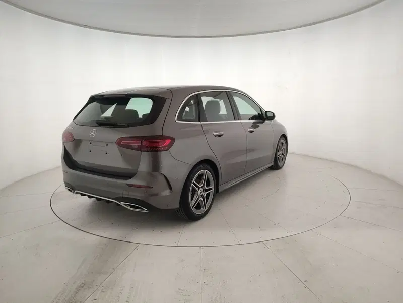Mercedes-Benz Classe B nuova  (4)