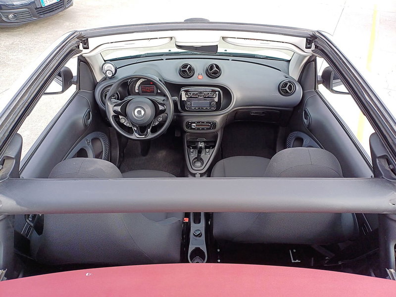 smart Fortwo Cabrio usata  (6)