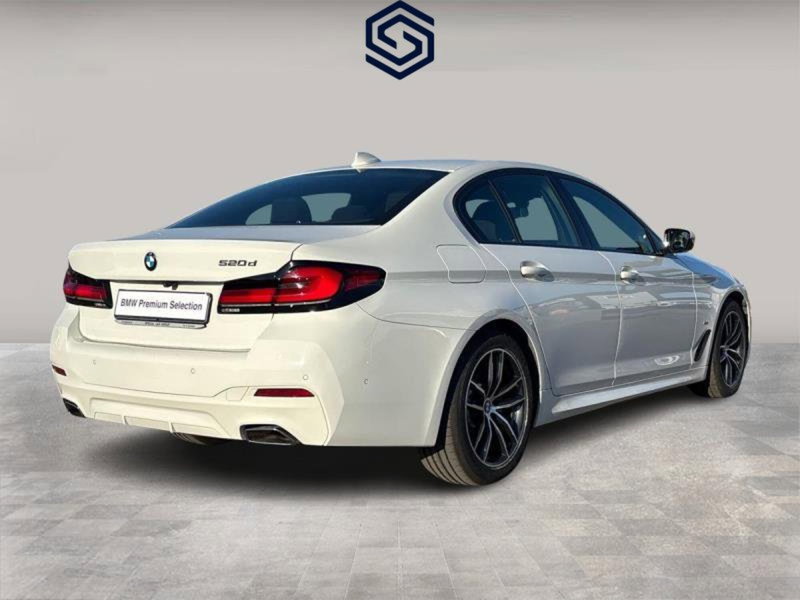 BMW Serie 5 usata a Cagliari (12)