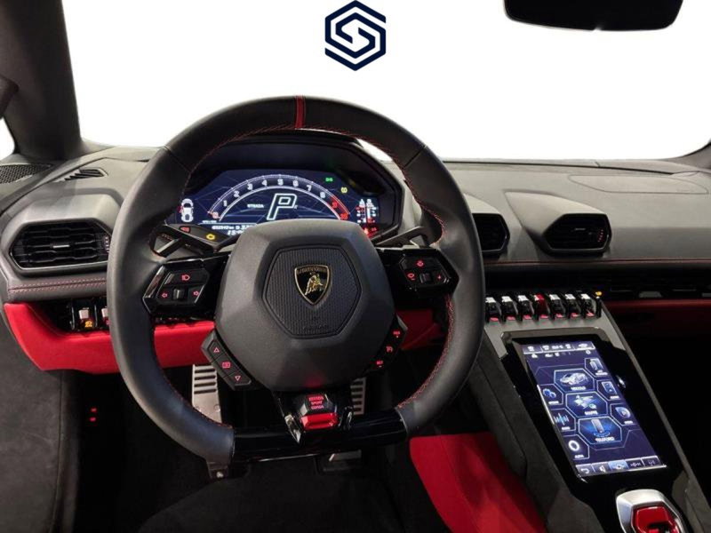 Lamborghini Huracán Coupé usata a Cagliari (13)