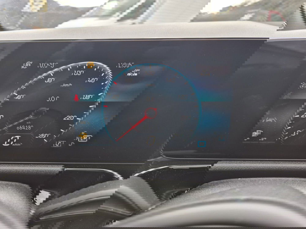 Mercedes-Benz GLA SUV usata  (14)