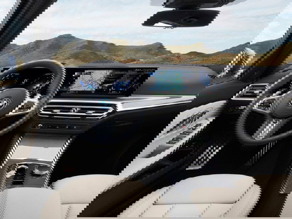 BMW Serie 3 Touring nuova a Torino (3)